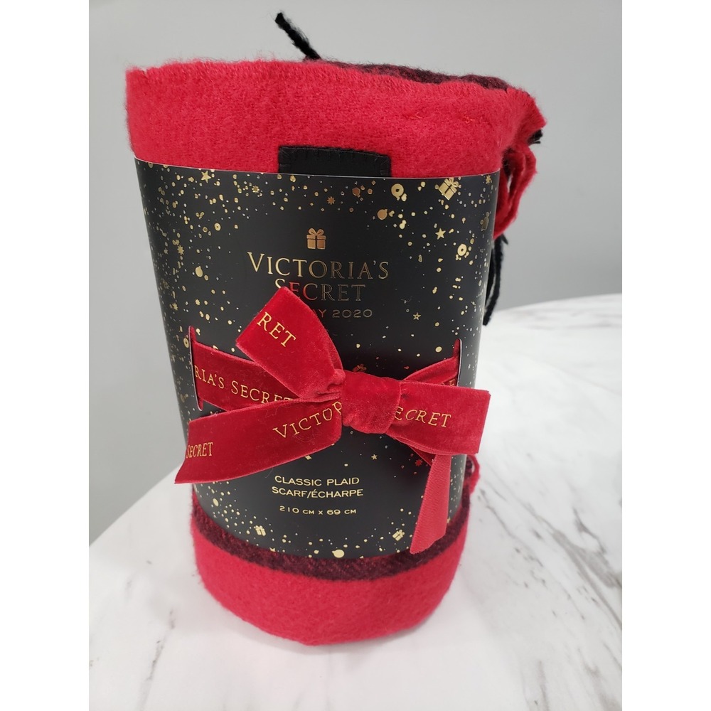 Oversized Victoria's Secret Holiday 2020 Classic Plaid Scarf Shawl 83" X 27"